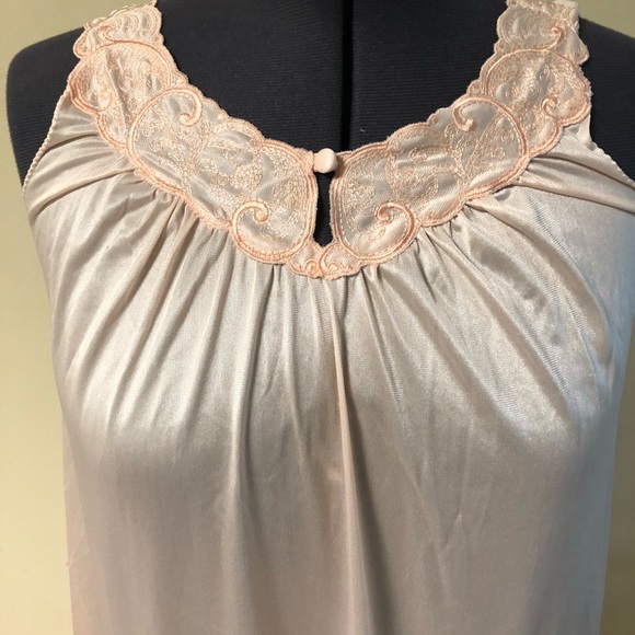 Vintage Gossard Nightgown small Union made pink - Picture 2 of 3